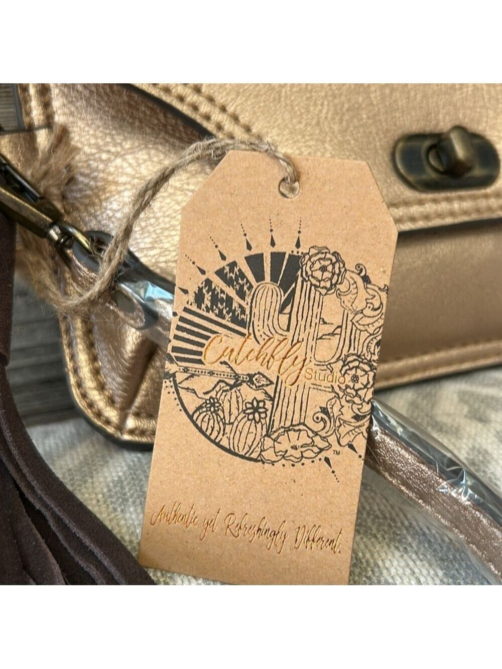 Catchfly Gold Leather Wristlet Clutch with Tassel NWT - Picture 7 of 8